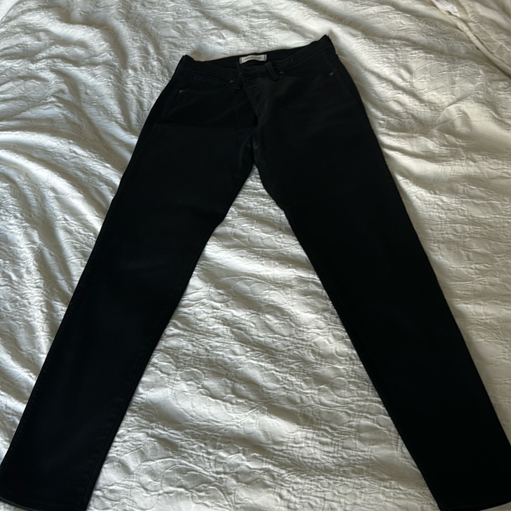 Madewell black 10 inch high-rise skinny jeans in size 30